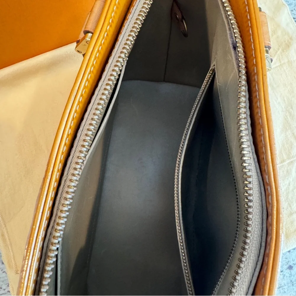 LOUIS VUITTON | Houston vernis shoulder bag golden yellow - Picture 6 of 8